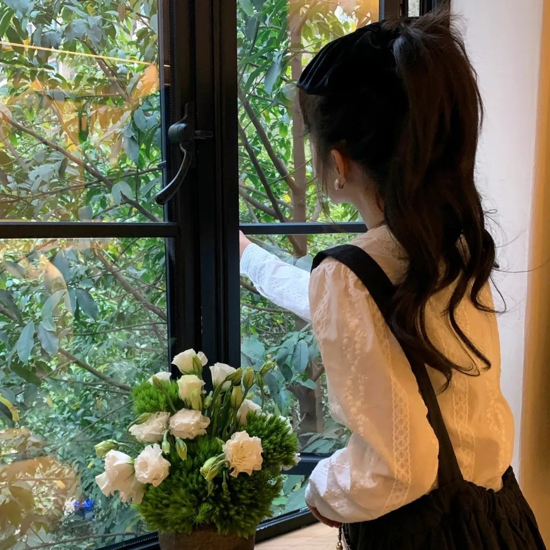 玻璃花与毁坏的世界
